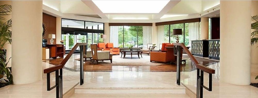 Doubletree By Hilton Hotel Boston - Bedford Glen エクステリア 写真