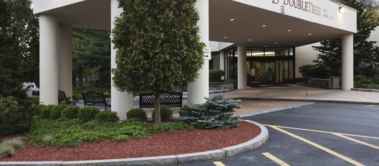 Doubletree By Hilton Hotel Boston - Bedford Glen エクステリア 写真