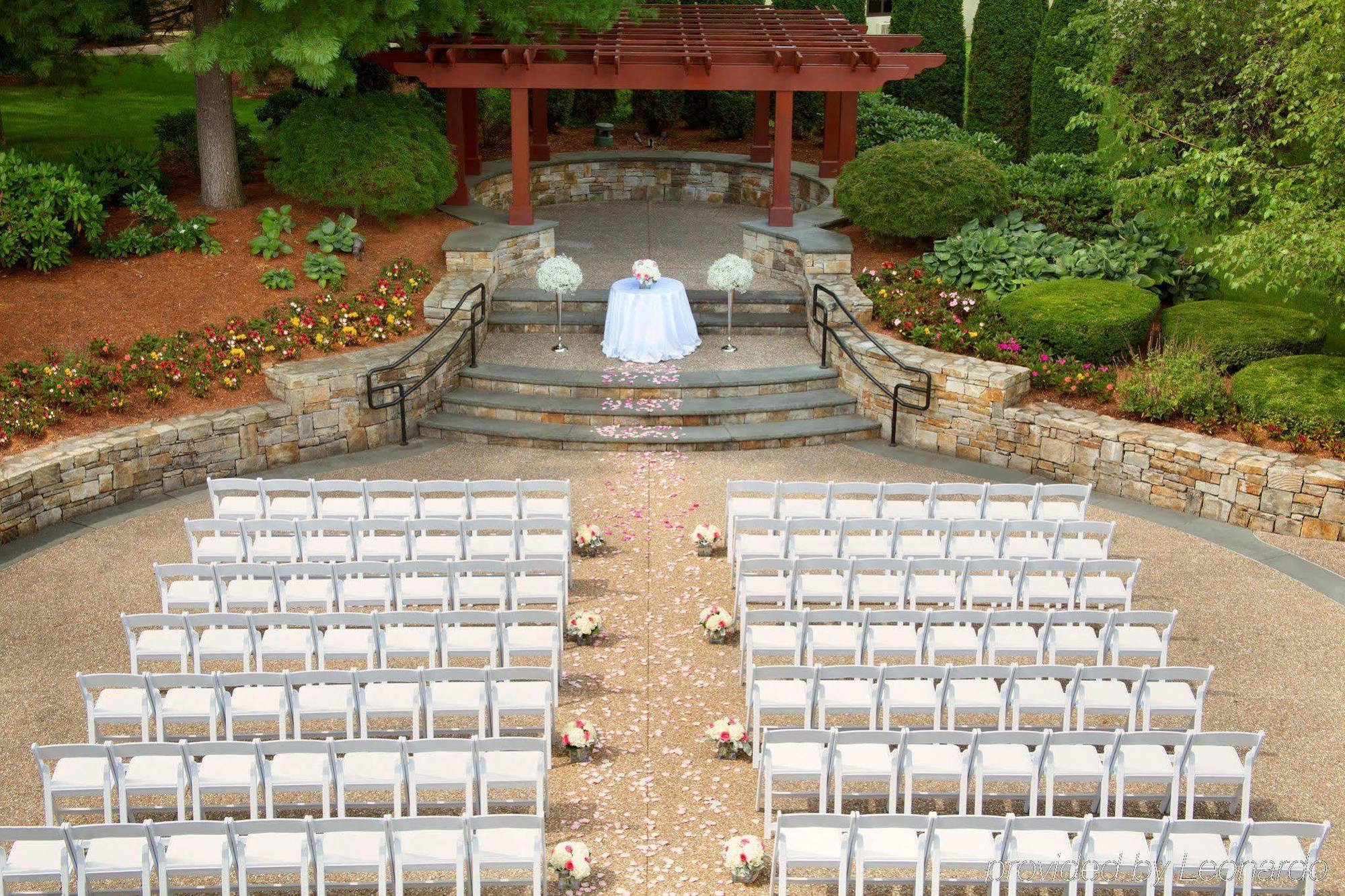 Doubletree By Hilton Hotel Boston - Bedford Glen エクステリア 写真