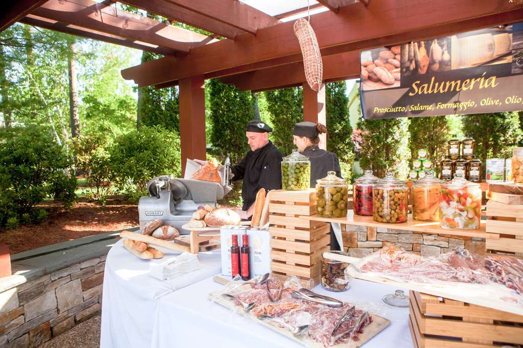 Doubletree By Hilton Hotel Boston - Bedford Glen レストラン 写真